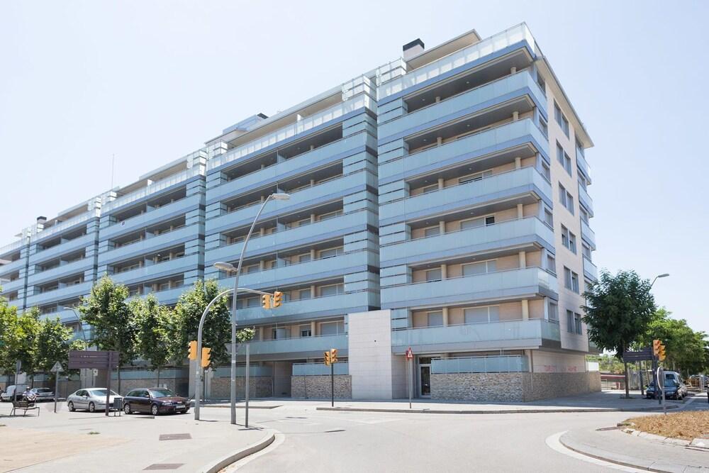 Olala Port Forum Apartments Sant Adria de Besos Εξωτερικό φωτογραφία